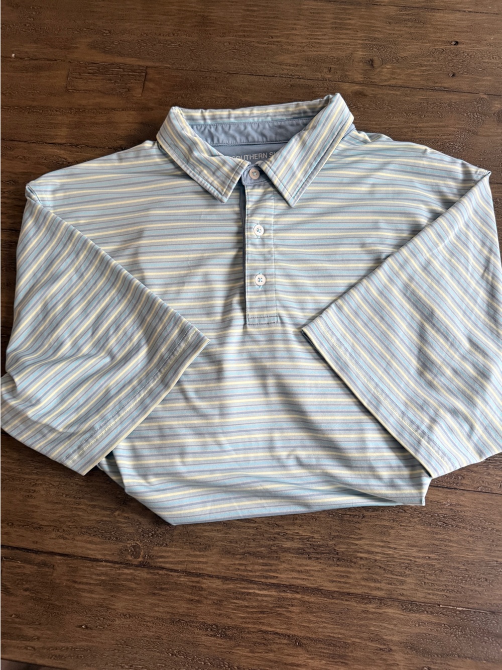 The Southern Shirt Company Men's Light Blue and Cream Striped Polo XL